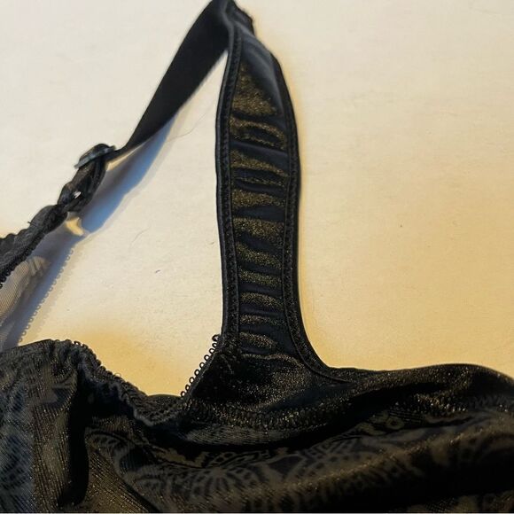 Bali Bra Black Size 34D Mesh Sides no Padding, Underwire. - Picture 7 of 8